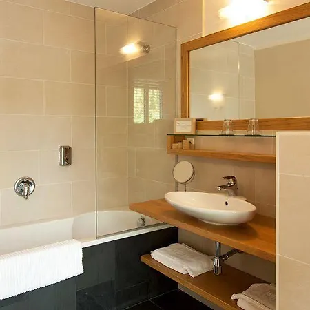 Boardhousing * لوفين